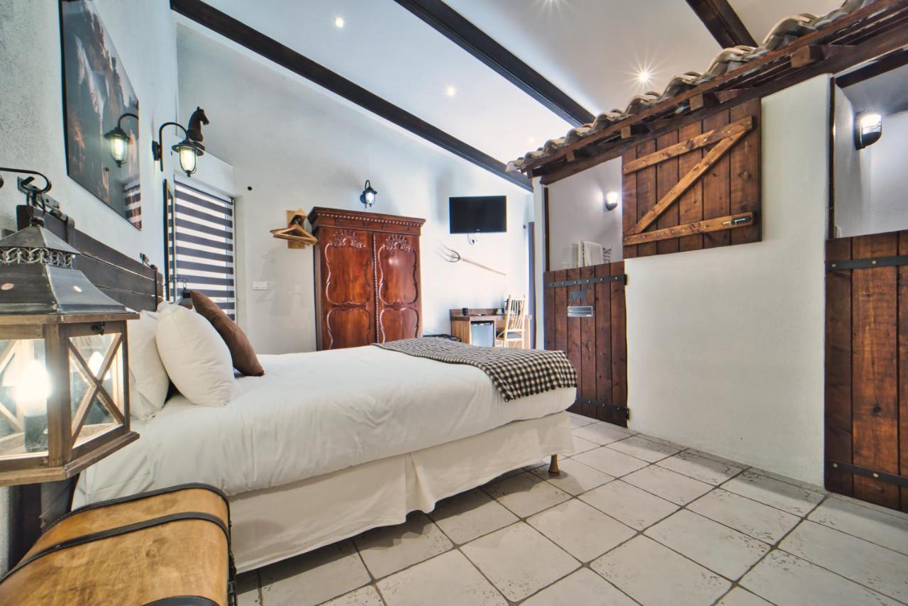 Hotel Mas De Calabrun Saintes-Maries-de-la-Mer
