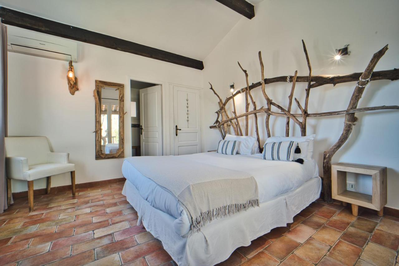 Hotel Mas De Calabrun Saintes-Maries-de-la-Mer