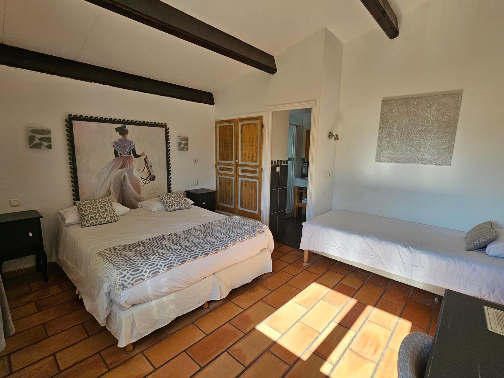 Hotel Mas De Calabrun Saintes-Maries-de-la-Mer